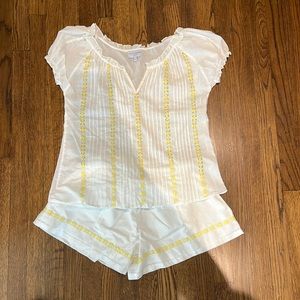 NWOT mi golondrina pajama set
